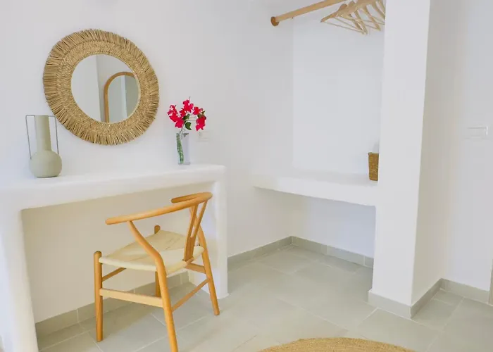 Michelangelo Oia (Santorini)